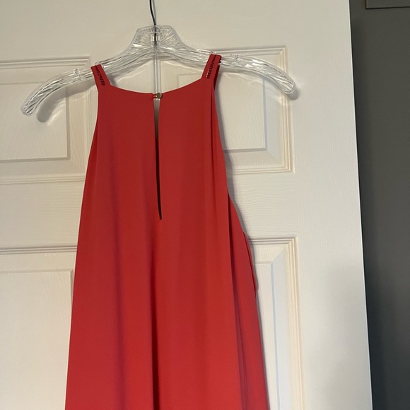 Whisper Soft with a Great Pop of Color! - Picture 3 of 5